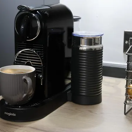 Beam End - Modern 2-bedroom Stone * Snainton