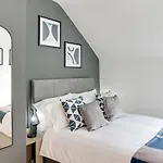 度假居 Beam End - Modern 2-bedroom Stone Snainton